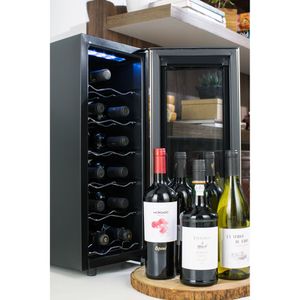 Adega de Vinho Electrolux 12 Garrafas Climatizada Com Acabamento em Alumínio Escovado Preto ACB12